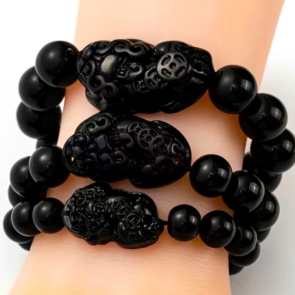 Obsidian Pixiu Sanskrit mantra bracelet - Picture 7 of 8